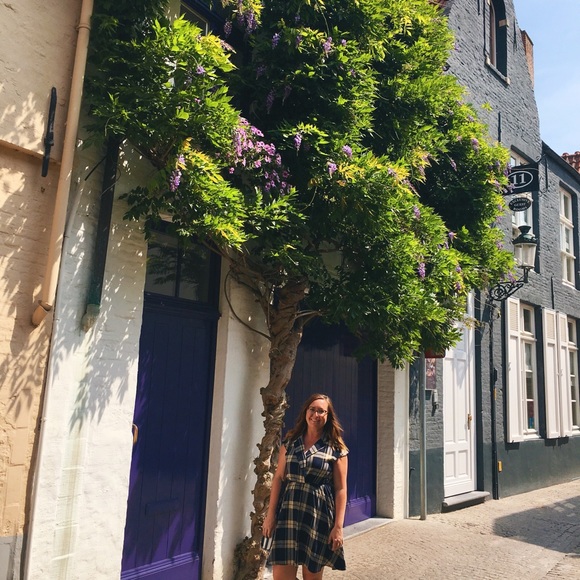 Meet your Posher, Shelley - Picture 1 of 1